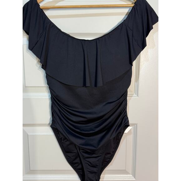 La Blanca Island Goddess Off Shoulder Ruffle One Piece Swimsuit, Women's Size 12 - Picture 3 of 7